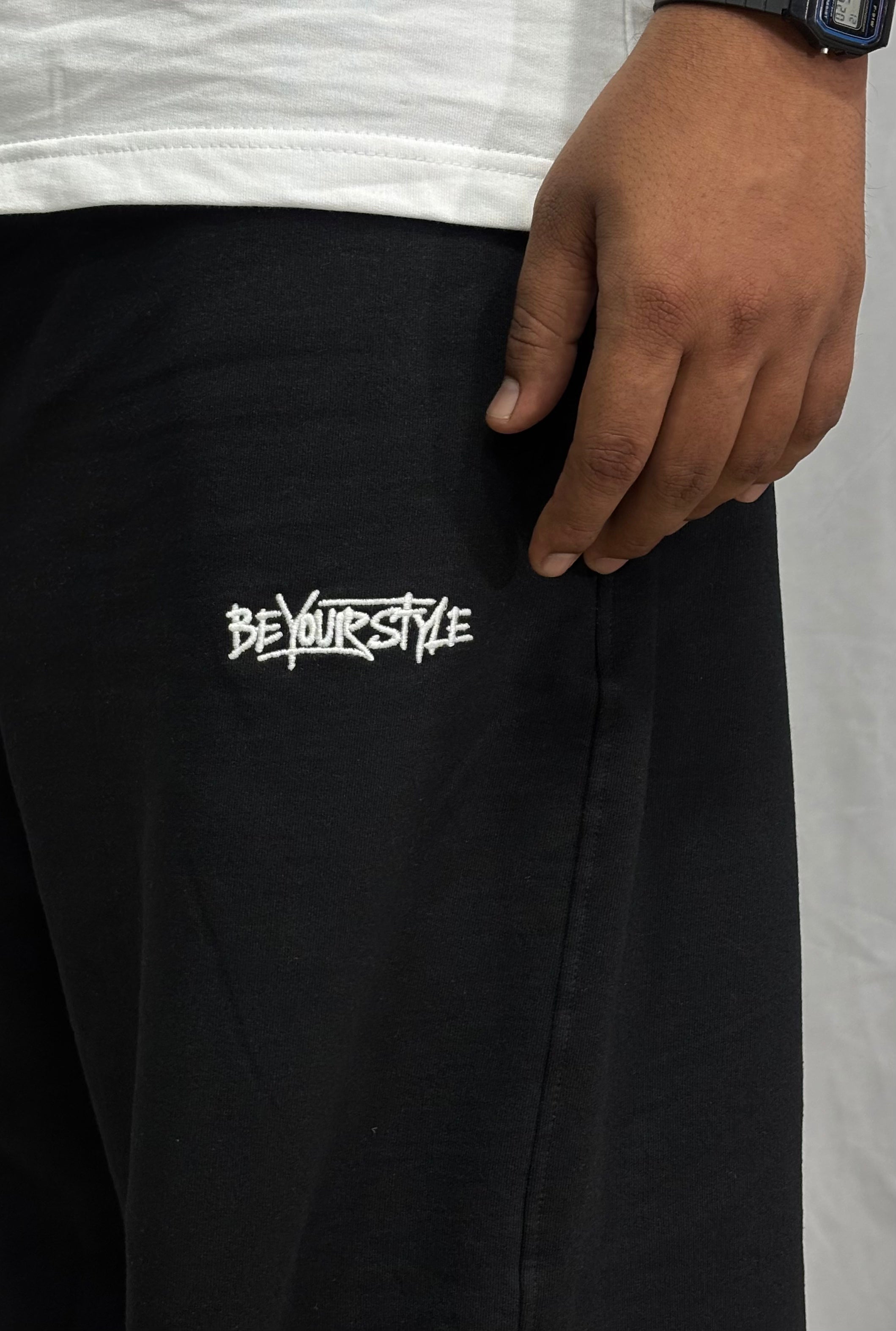 Beyourstyle Baggy Sweatpants (BLACK)