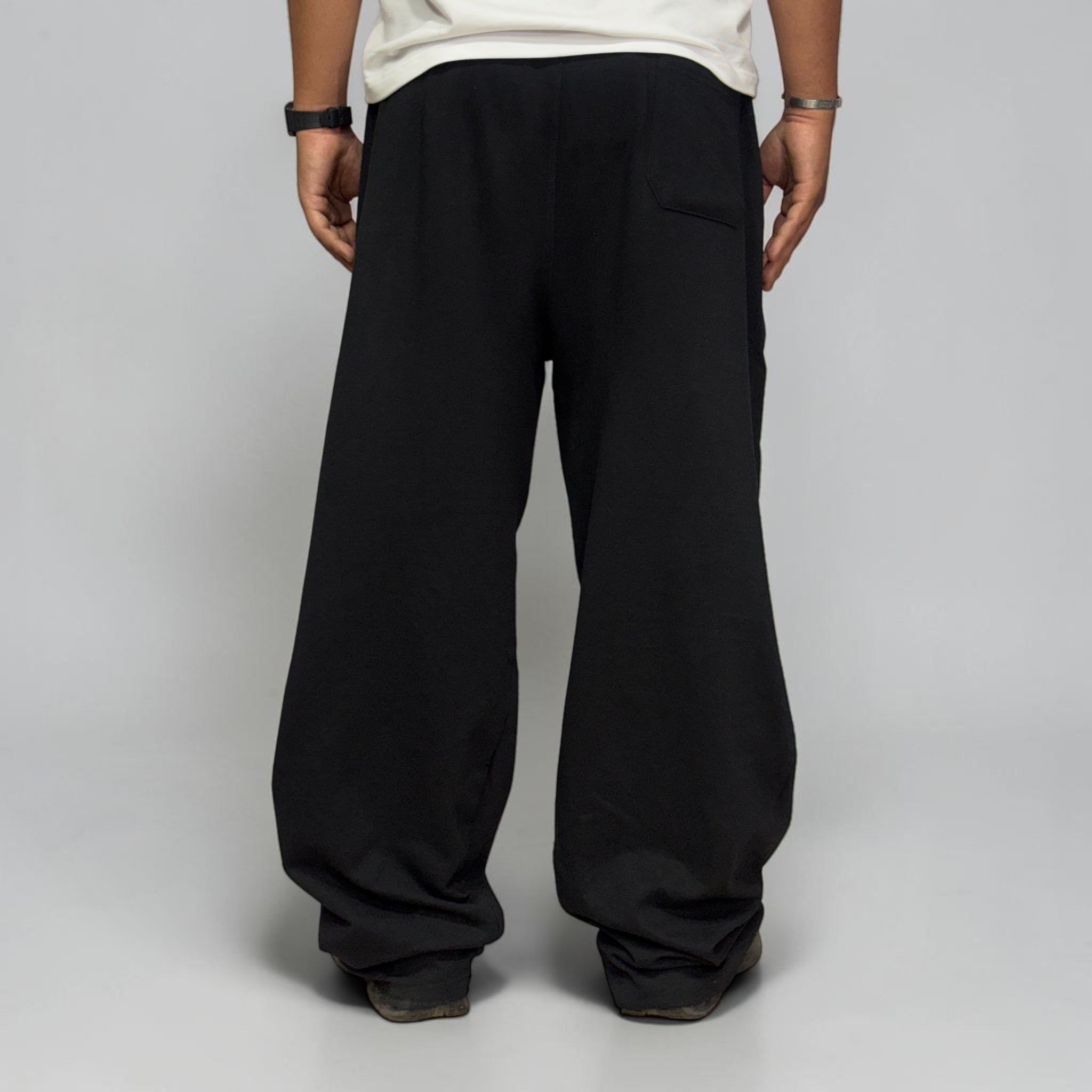 Beyourstyle Baggy Sweatpants (BLACK)